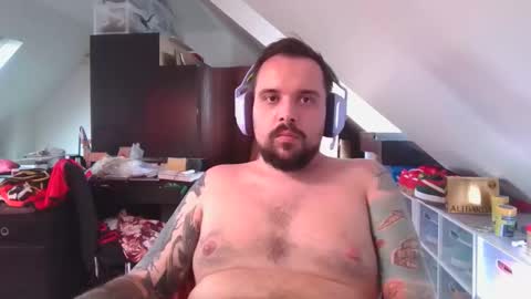 _smiley_bear27 online show from 11.08.25