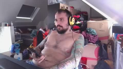 _smiley_bear27 online show from 01.15.26