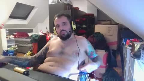 _smiley_bear27 online show from 01.16.26