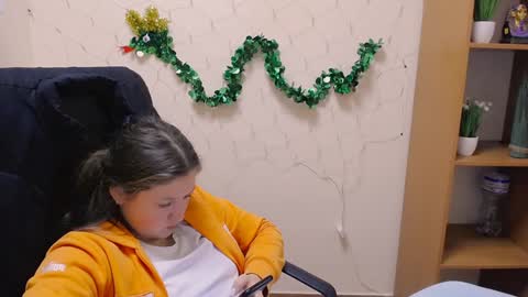 Sofi online show from 01.09.25