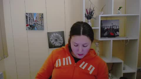 Sofi online show from 03.12.25