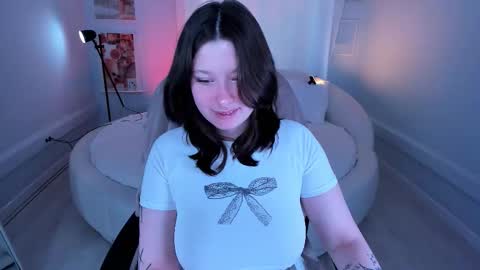 Snapshot of _sofi_spark chatting on 02.24.26 Sofi Follow me online show from 02.24.26