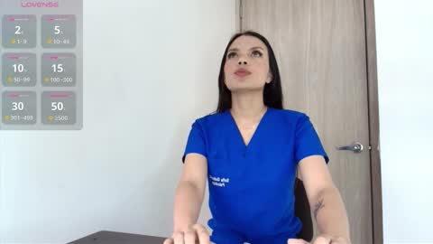 SOFIA DELUXE   online show from 09.29.25