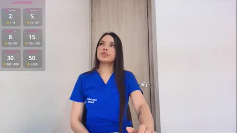 SOFIA DELUXE   online show from 10.14.25