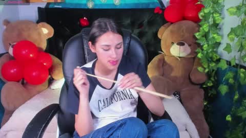 Snapshot of _sophie__miller chatting on 02.19.25 Sophie online show from 02.19.25