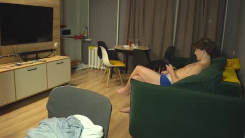 OLIVERpvt is open online show from 12.03.24