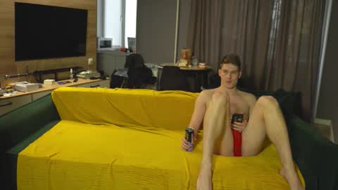 OLIVERpvt is open online show from 09.26.25