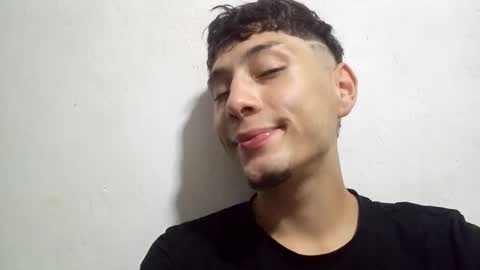 Alejandro Pinzon online show from 01.26.25