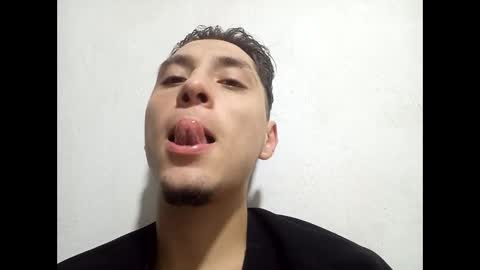 Alejandro Pinzon online show from 02.03.25