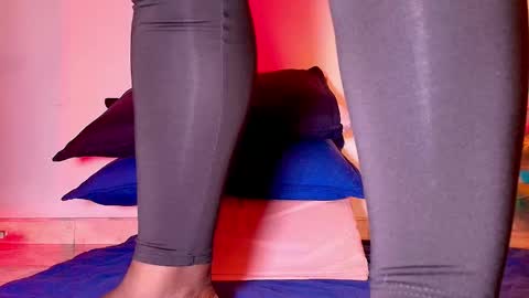 susy online show from 10.17.25