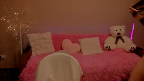 _stella_aa online show from 04.04.26