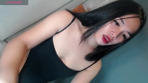 Eilachloe online show from 04.28.26