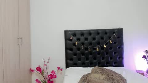 Sussi online show from 02.20.25