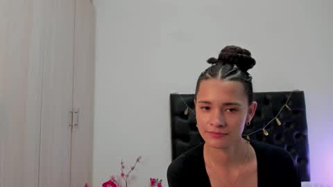 Sussi online show from 03.04.25