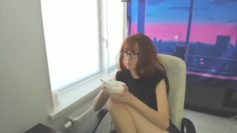 Snapshot of _suunbeam_ chatting on 06.28.26 Sun online show from 06.28.26