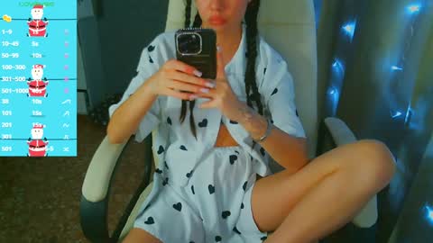 Milana   welcome to my world  online show from 12.30.24