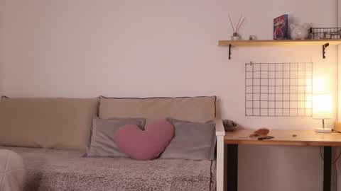 Annie online show from 01.17.25