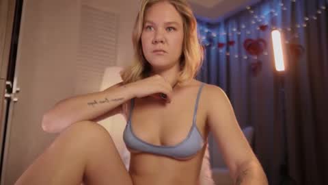 Annie online show from 02.19.26