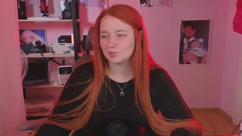 Snapshot of _that_witch_ chatting on 05.29.26 MIRA online show from 05.29.26