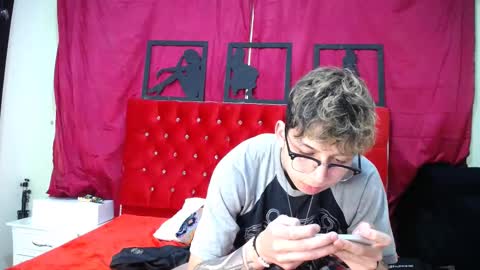 Thomas online show from 02.15.25