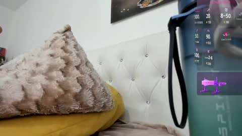 LilyOpen Pvt online show from 12.25.24