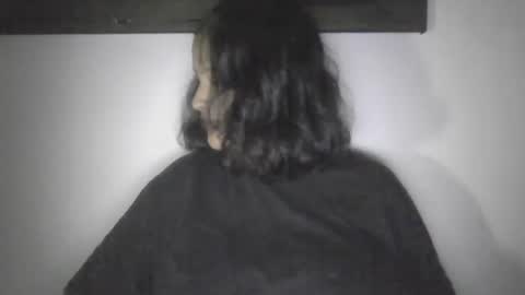 Snapshot of _tokyo01 chatting on 12.19.24 Tokyo01 online show from 12.19.24