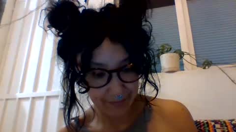 Snapshot of _tutti_frutti_ chatting on 12.14.24 _tutti_frutti_ online show from 12.14.24