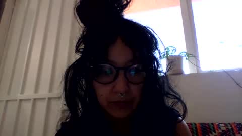 Snapshot of _tutti_frutti_ chatting on 12.15.24 _tutti_frutti_ online show from 12.15.24