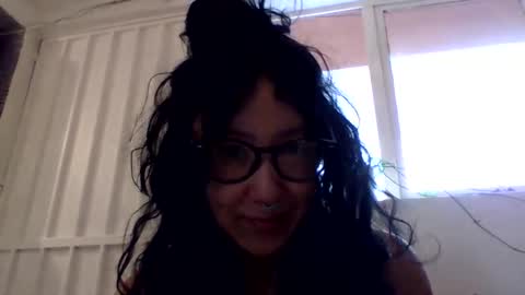 Snapshot of _tutti_frutti_ chatting on 12.16.24 _tutti_frutti_ online show from 12.16.24