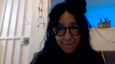 Snapshot of _tutti_frutti_ chatting on 12.24.24 _tutti_frutti_ online show from 12.24.24