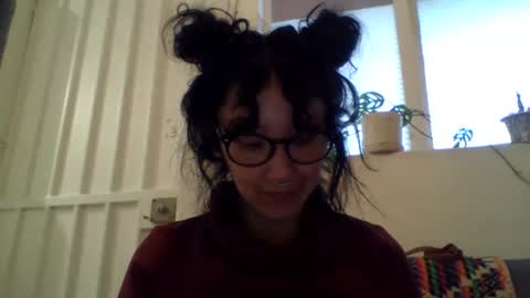 Snapshot of _tutti_frutti_ chatting on 12.28.24 _tutti_frutti_ online show from 12.28.24