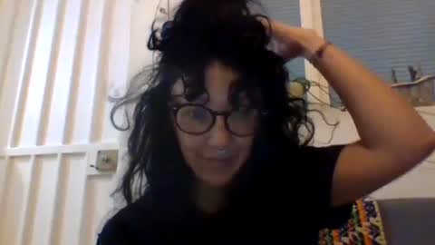 Snapshot of _tutti_frutti_ chatting on 01.01.25 _tutti_frutti_ online show from 01.01.25