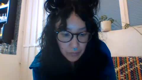 Snapshot of _tutti_frutti_ chatting on 01.05.25 _tutti_frutti_ online show from 01.05.25