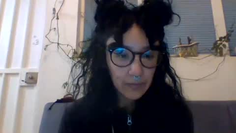 Snapshot of _tutti_frutti_ chatting on 01.06.25 _tutti_frutti_ online show from 01.06.25