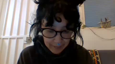 Snapshot of _tutti_frutti_ chatting on 01.08.25 _tutti_frutti_ online show from 01.08.25