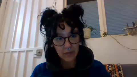 Snapshot of _tutti_frutti_ chatting on 01.08.25 _tutti_frutti_ online show from 01.08.25