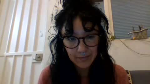 Snapshot of _tutti_frutti_ chatting on 01.13.25 _tutti_frutti_ online show from 01.13.25