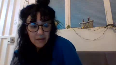 Snapshot of _tutti_frutti_ chatting on 01.13.25 _tutti_frutti_ online show from 01.13.25