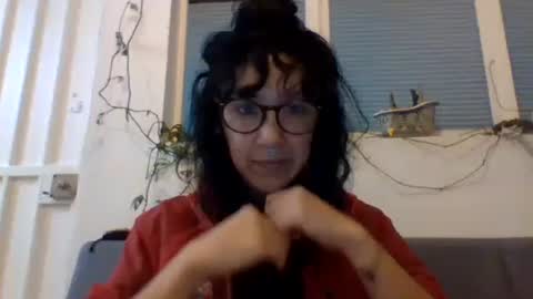Snapshot of _tutti_frutti_ chatting on 01.16.25 _tutti_frutti_ online show from 01.16.25