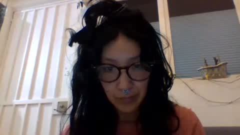 Snapshot of _tutti_frutti_ chatting on 01.18.25 _tutti_frutti_ online show from 01.18.25