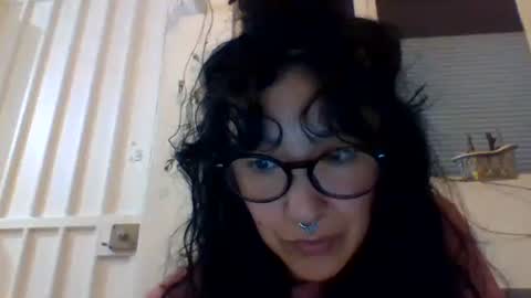 Snapshot of _tutti_frutti_ chatting on 01.19.25 _tutti_frutti_ online show from 01.19.25