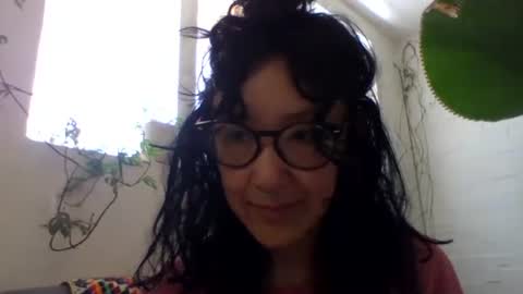 Snapshot of _tutti_frutti_ chatting on 02.01.25 _tutti_frutti_ online show from 02.01.25