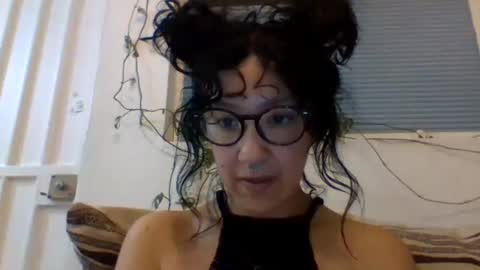 Snapshot of _tutti_frutti_ chatting on 02.13.25 _tutti_frutti_ online show from 02.13.25