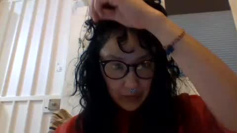 Snapshot of _tutti_frutti_ chatting on 02.19.25 _tutti_frutti_ online show from 02.19.25