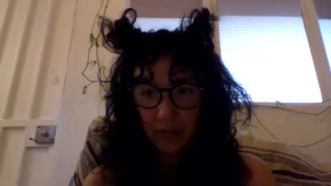 Snapshot of _tutti_frutti_ chatting on 02.27.25 _tutti_frutti_ online show from 02.27.25