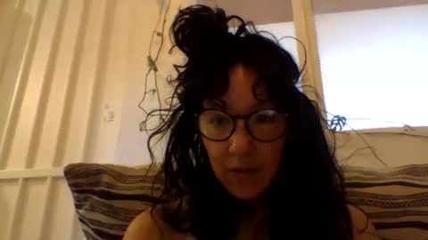 Snapshot of _tutti_frutti_ chatting on 03.01.25 _tutti_frutti_ online show from 03.01.25