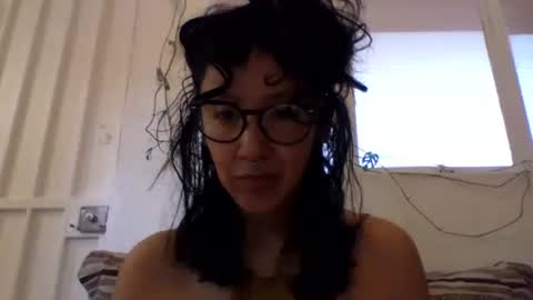Snapshot of _tutti_frutti_ chatting on 03.03.25 _tutti_frutti_ online show from 03.03.25