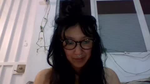 Snapshot of _tutti_frutti_ chatting on 03.11.25 _tutti_frutti_ online show from 03.11.25