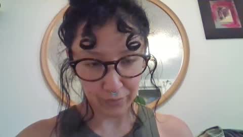 Snapshot of _tutti_frutti_ chatting on 09.13.25 _tutti_frutti_ online show from 09.13.25