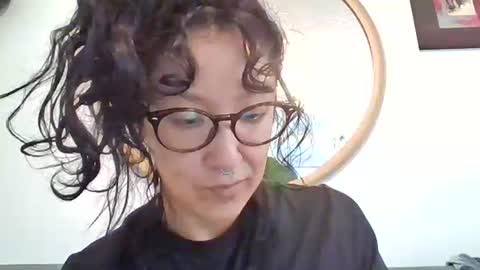 _tutti_frutti_ online show from 10.21.25